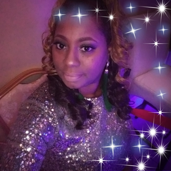 Meet your Posher, Trenice - Picture 1 of 1